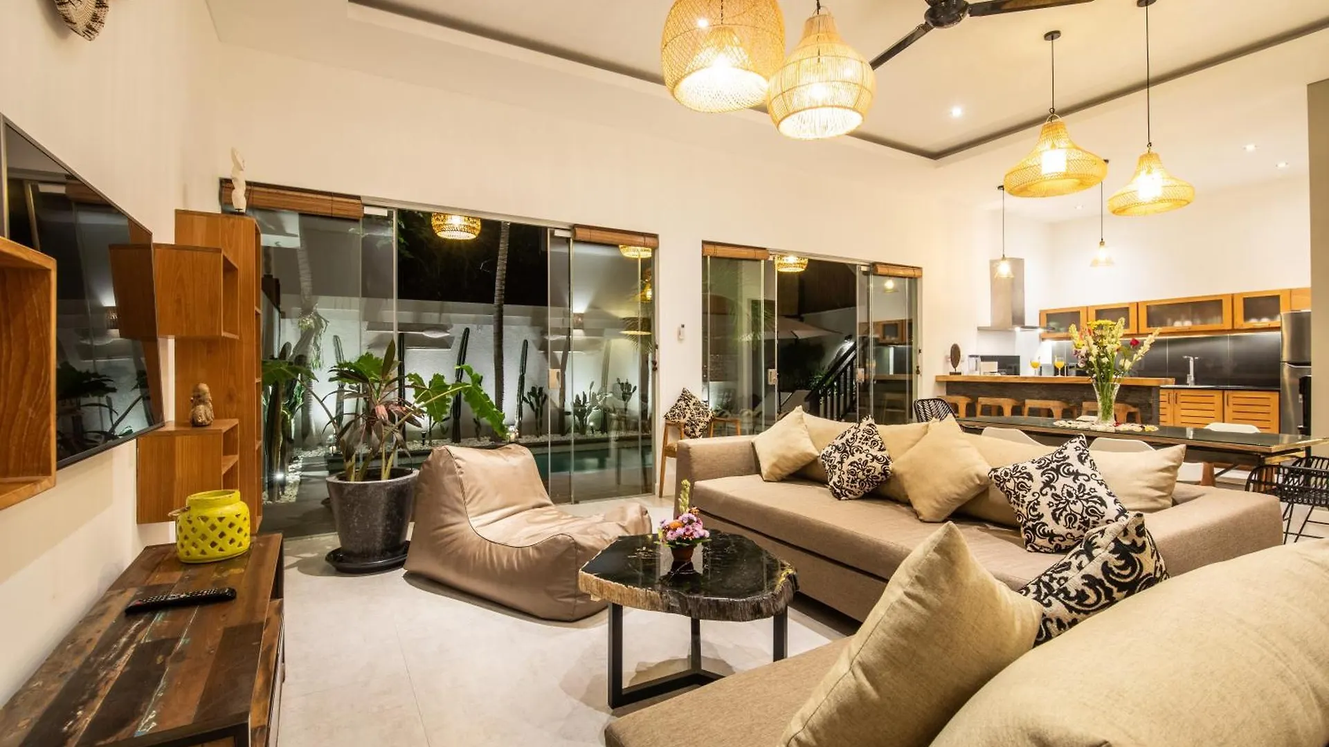 Villa Alissa Seminyak  Seminyak (Bali)